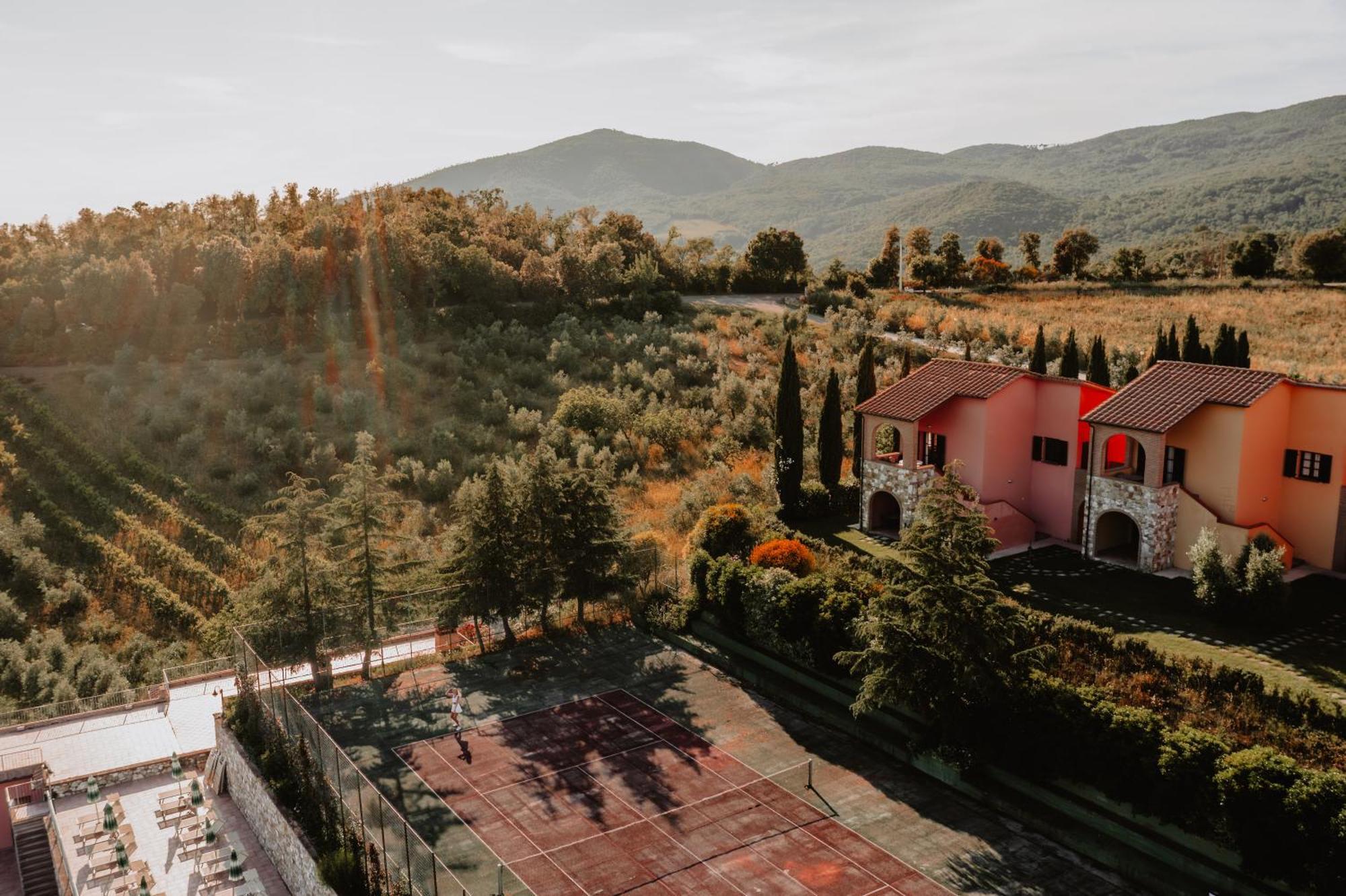 Borgo San Pecoraio Resort Riparbella Exterior photo